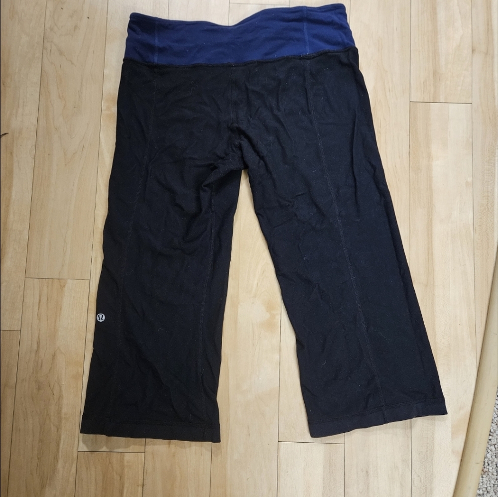 Lululemon Straight Leg Capri Pany Reversable Size 8